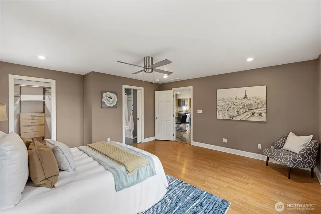 2502 NE 7th Street Renton WA 98056