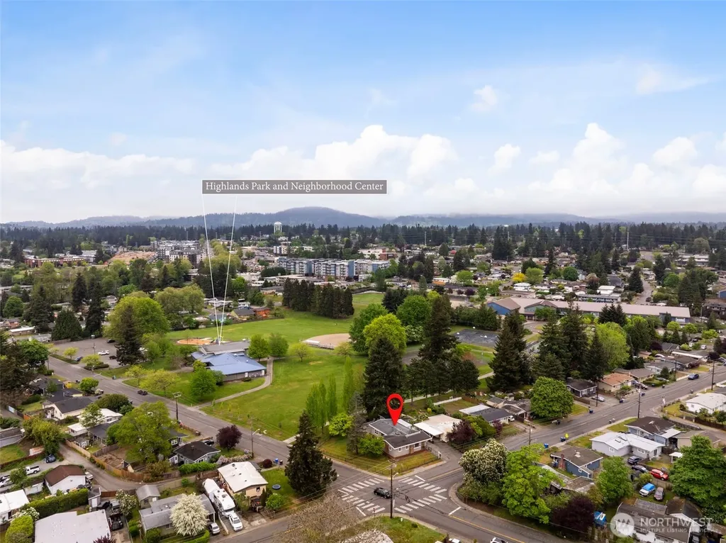 2502 NE 7th Street Renton WA 98056