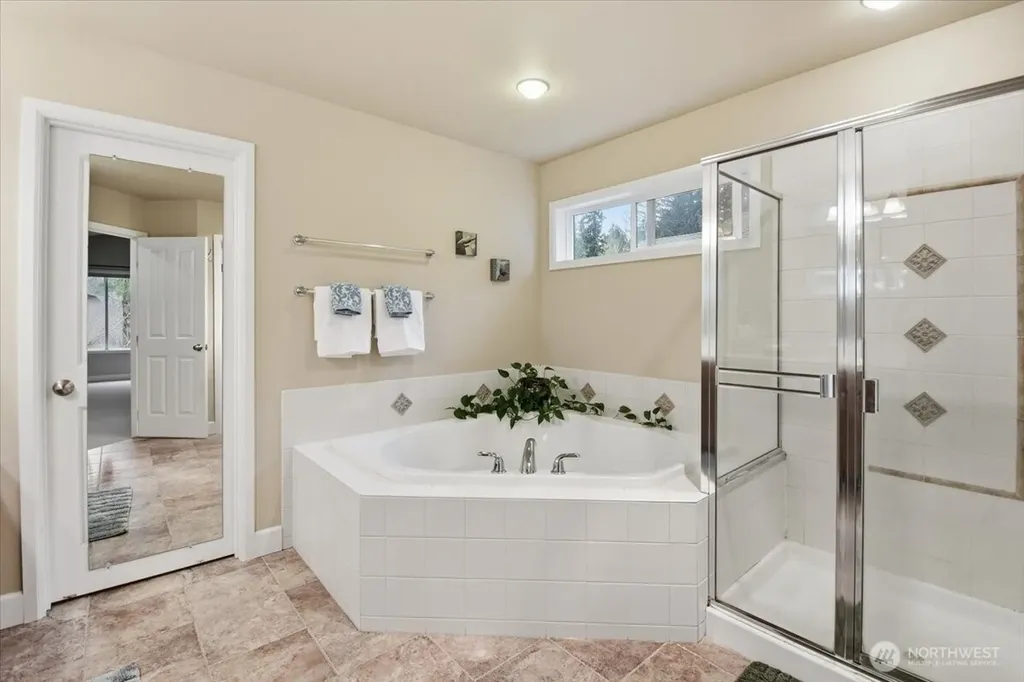 26050 SE 23rd Place Sammamish WA 98075