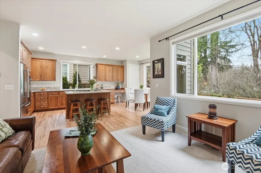 26050 SE 23rd Place Sammamish WA 98075