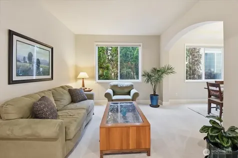 26050 SE 23rd Place Sammamish WA 98075