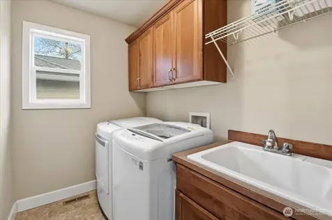 26050 SE 23rd Place Sammamish WA 98075