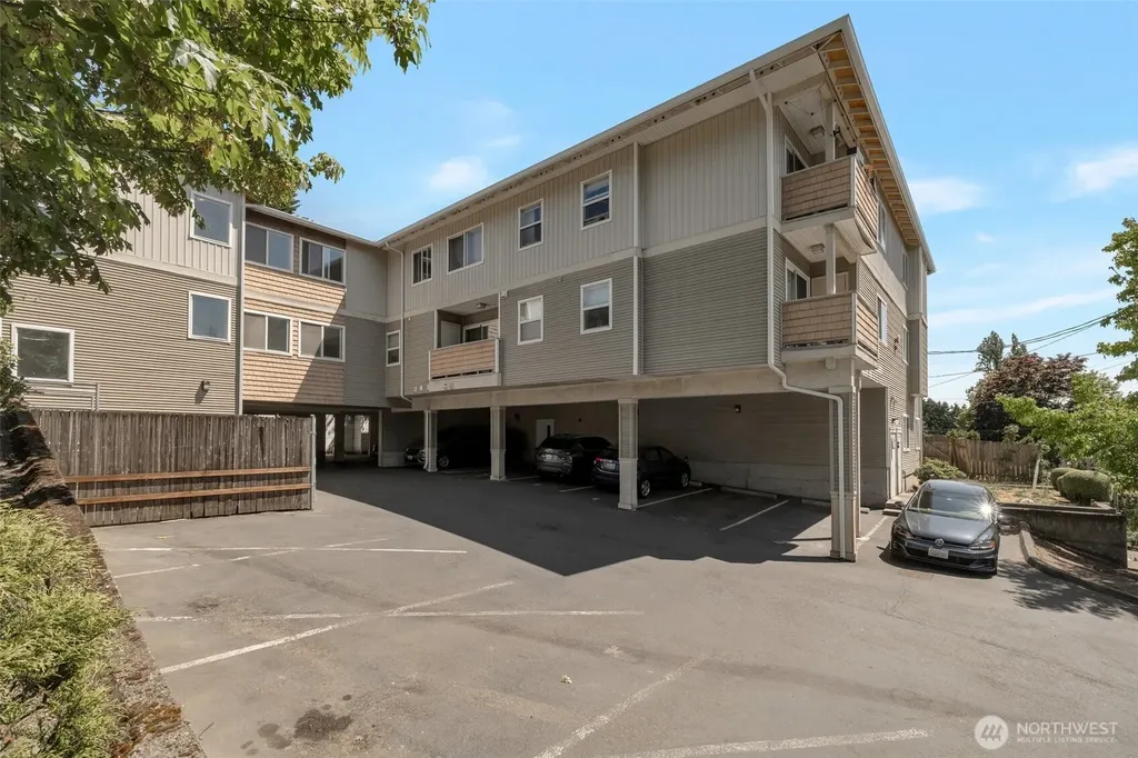 11424 1st Avenue S Seattle WA 98168