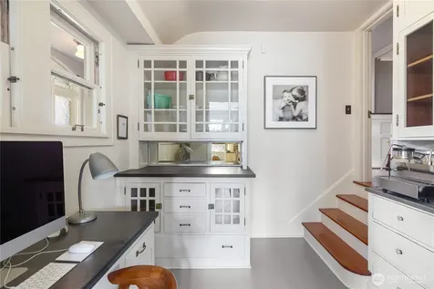 2844 Cascadia Avenue S Seattle WA 98144