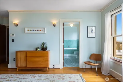 2844 Cascadia Avenue S Seattle WA 98144