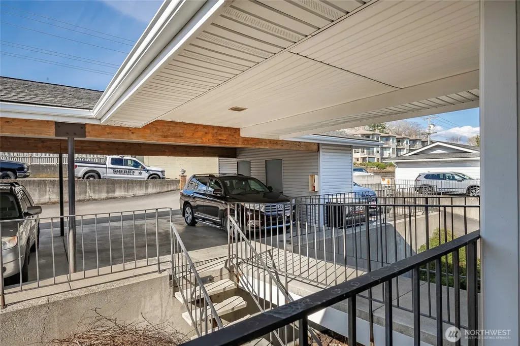 223 Judson St. Alley Lynden WA 98264