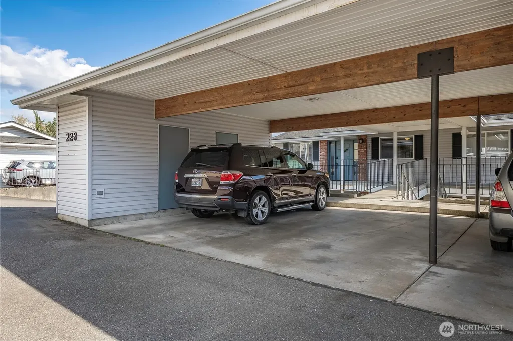 223 Judson St. Alley Lynden WA 98264