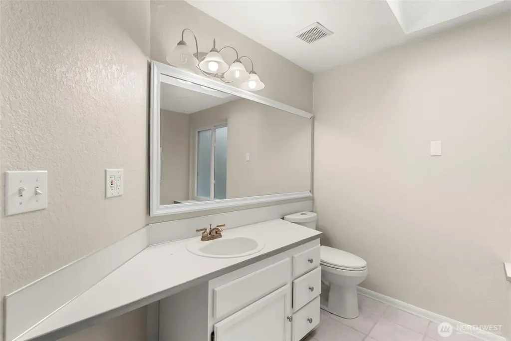 2415 SW Tyndell Circle Tumwater WA 98512