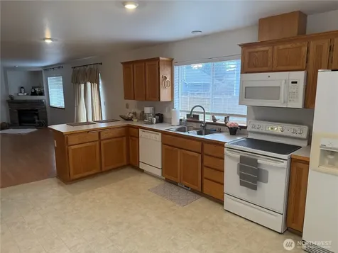 8312 185th Street Ct E Puyallup WA 98375