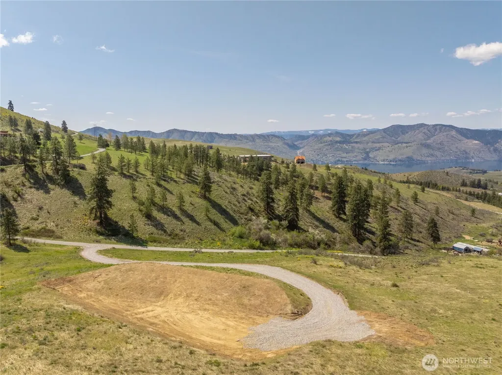 139 Mountain Ridge Lane Chelan WA 98816