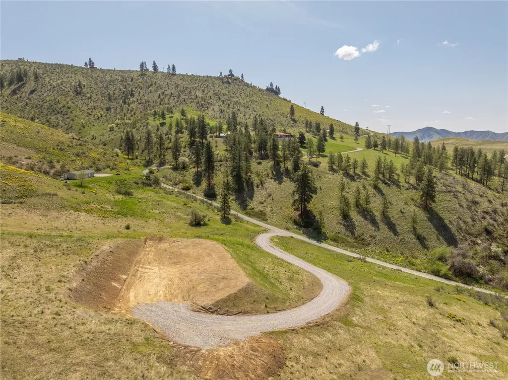 139 Mountain Ridge Lane Chelan WA 98816