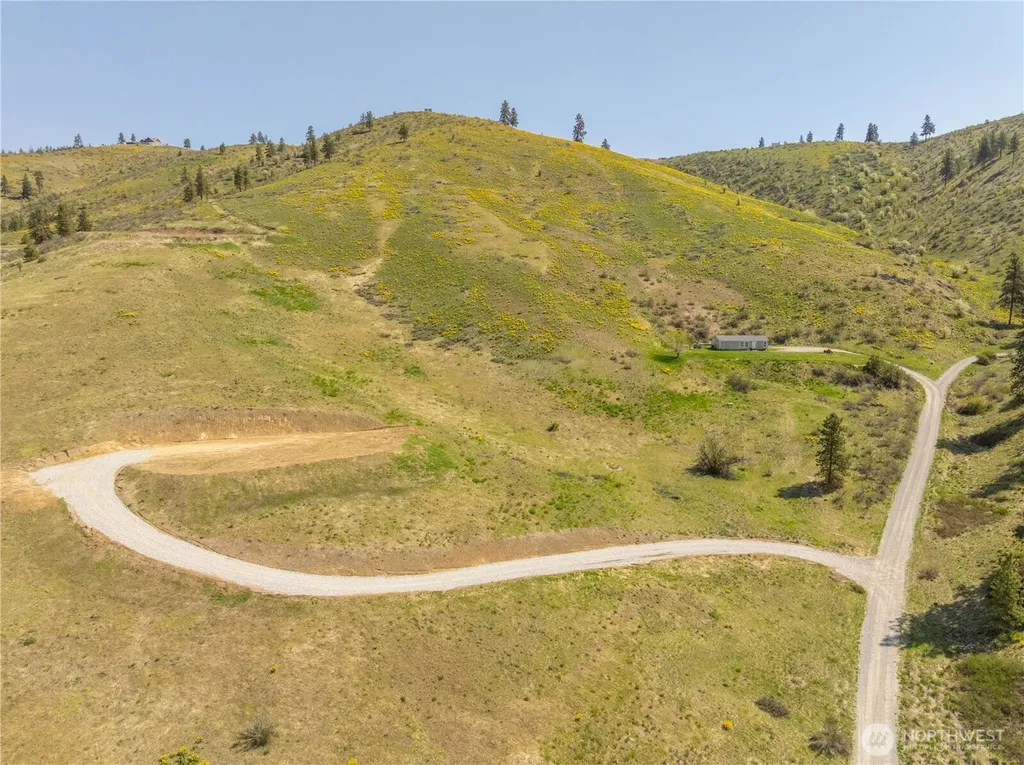 139 Mountain Ridge Lane Chelan WA 98816