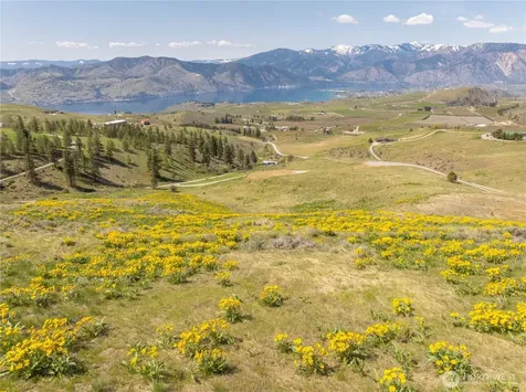 139 Mountain Ridge Lane Chelan WA 98816
