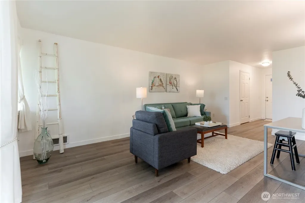 12230 SE 60th Street Bellevue WA 98006