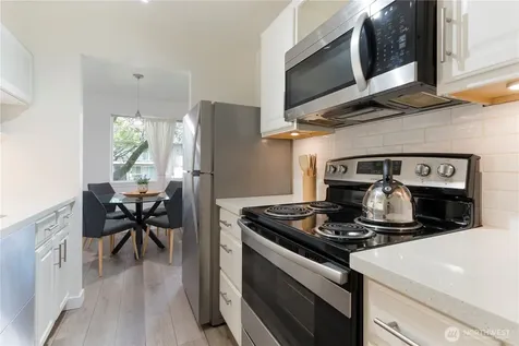 12230 SE 60th Street Bellevue WA 98006