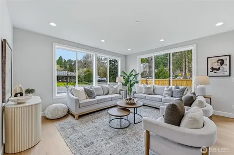 529 SE Bush Street Issaquah WA 98027