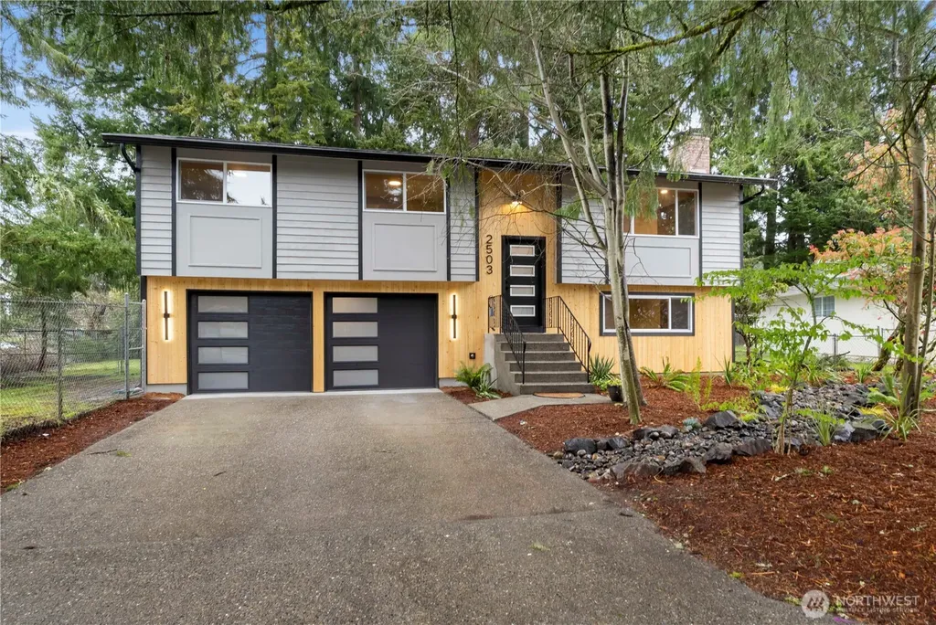2503 Natalie Lane Steilacoom WA 98388