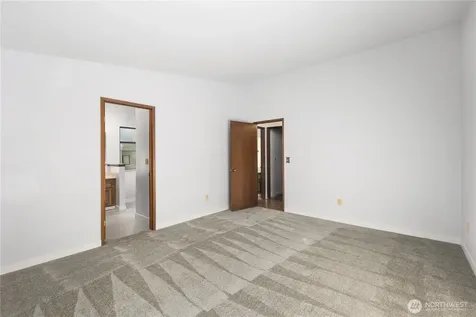 19306 SE 277th Street Kent WA 98042