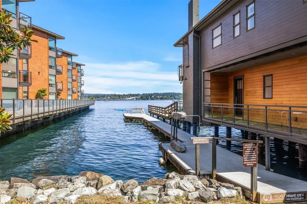 2360 43rd Ave E Seattle WA 98112