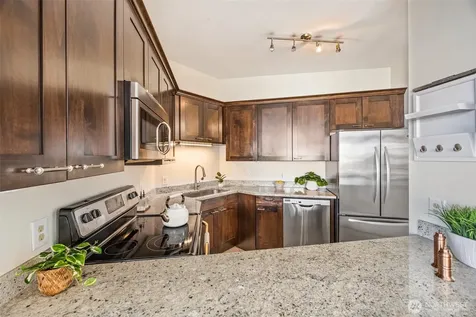 2360 43rd Ave E Seattle WA 98112