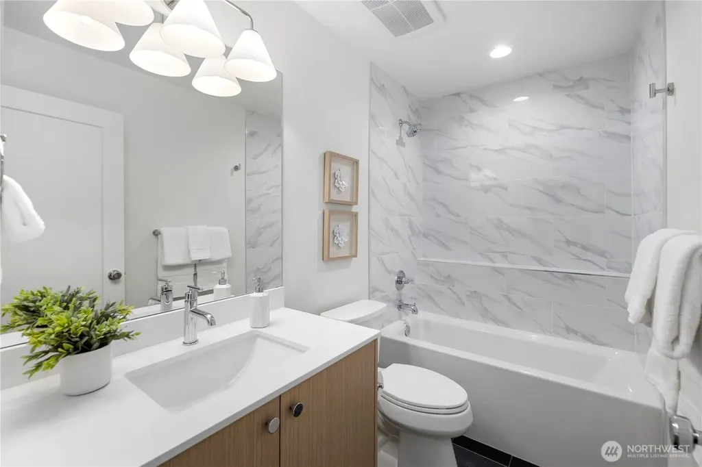 12322 14th Avenue NE Seattle WA 98125