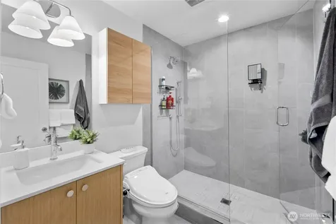 12322 14th Avenue NE Seattle WA 98125