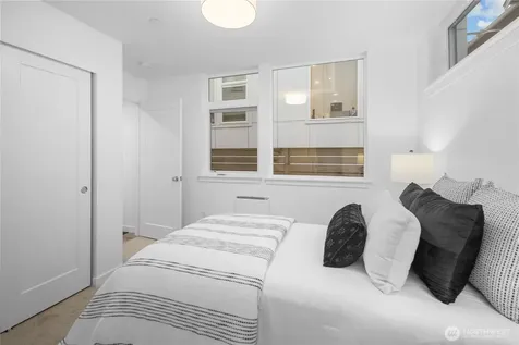 12322 14th Avenue NE Seattle WA 98125