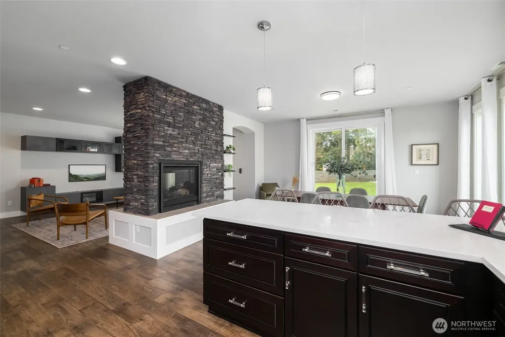 611 Upland Drive Mount Vernon WA 98273