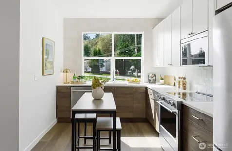 761 7th Avenue NW Issaquah WA 98027