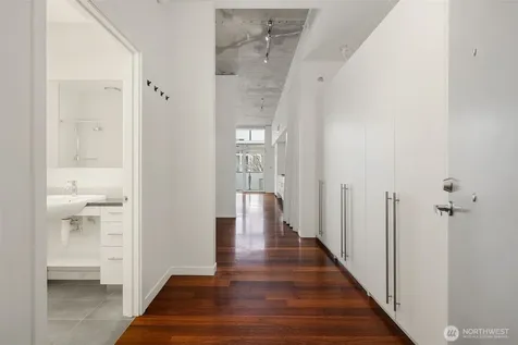 501 Roy Street Seattle WA 98109