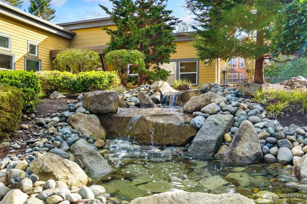 22910 90th Avenue W Edmonds WA 98026