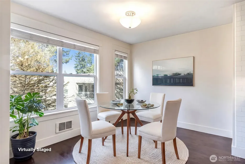22910 90th Avenue W Edmonds WA 98026