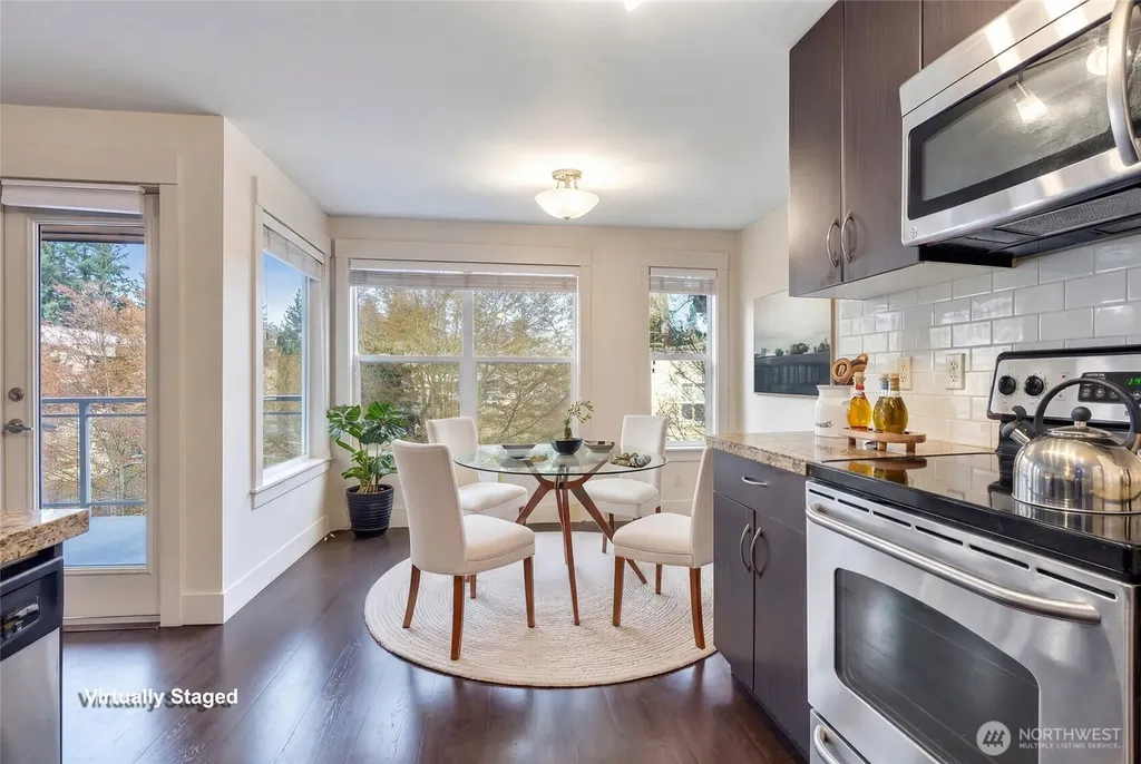 22910 90th Avenue W Edmonds WA 98026