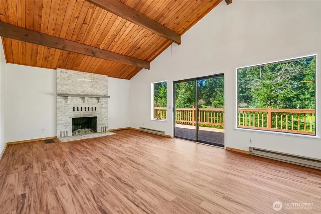 10706 Pioneer Drive Anderson Island WA 98303