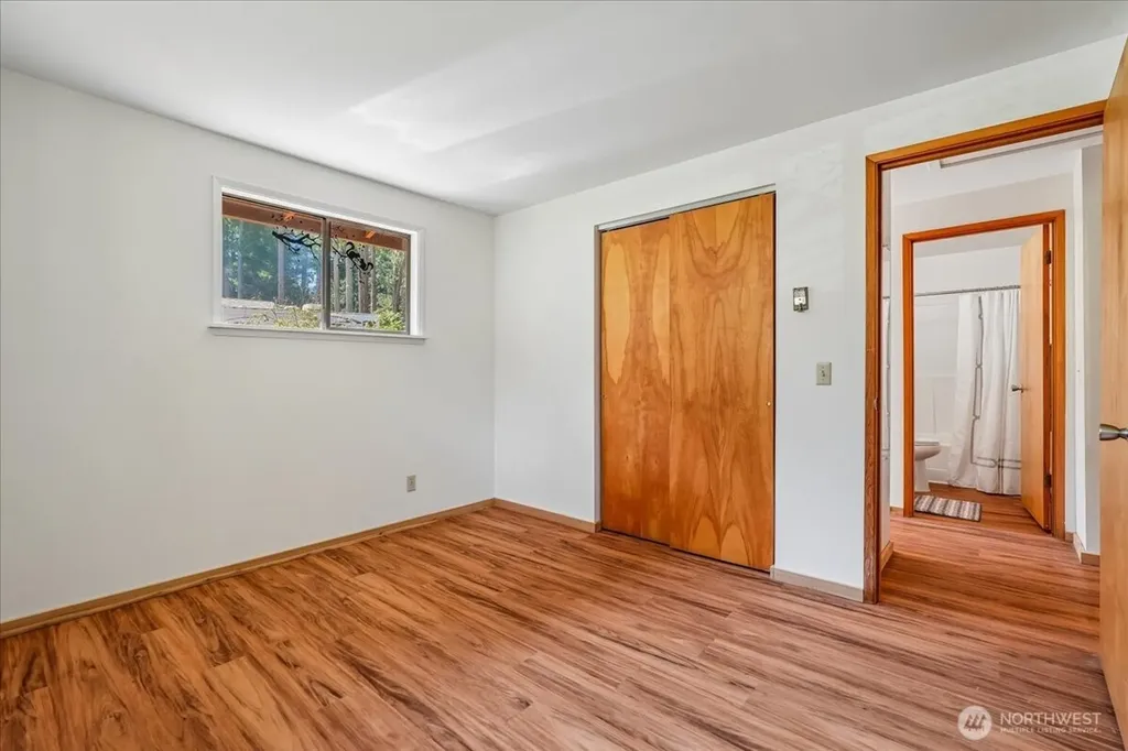 10706 Pioneer Drive Anderson Island WA 98303