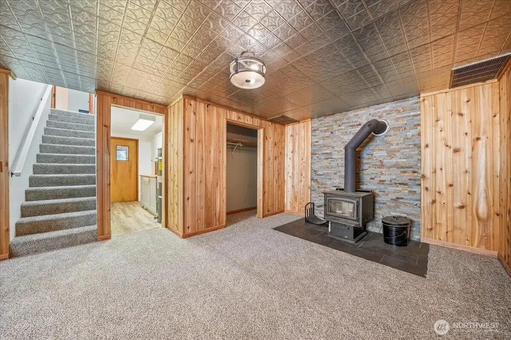 10706 Pioneer Drive Anderson Island WA 98303