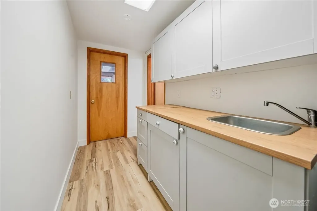 10706 Pioneer Drive Anderson Island WA 98303