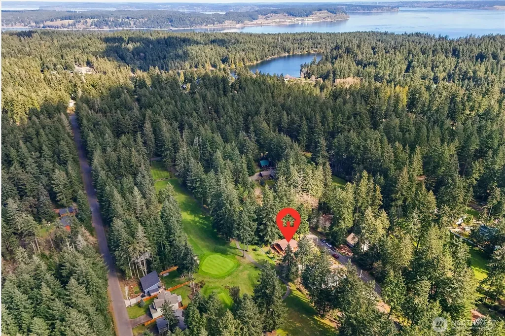 10706 Pioneer Drive Anderson Island WA 98303