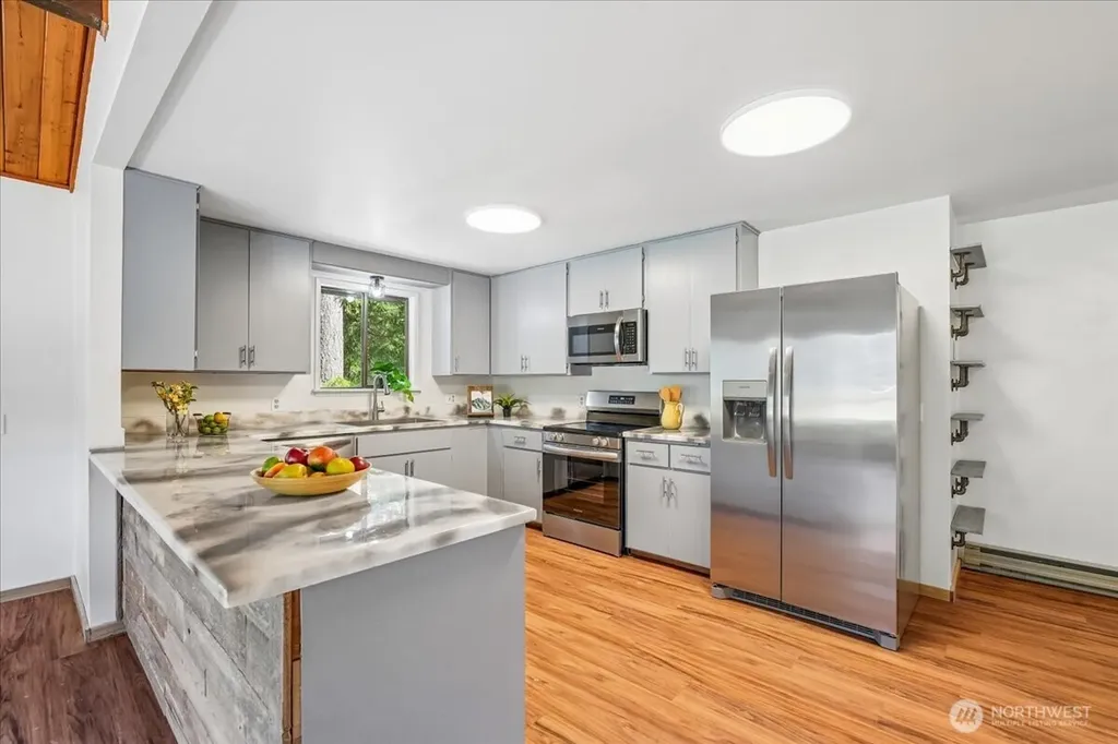 10706 Pioneer Drive Anderson Island WA 98303