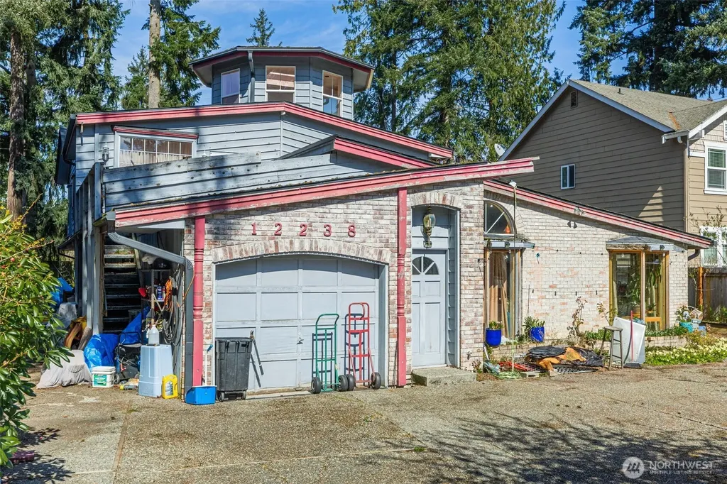 12238 NE 70th Street Kirkland WA 98033