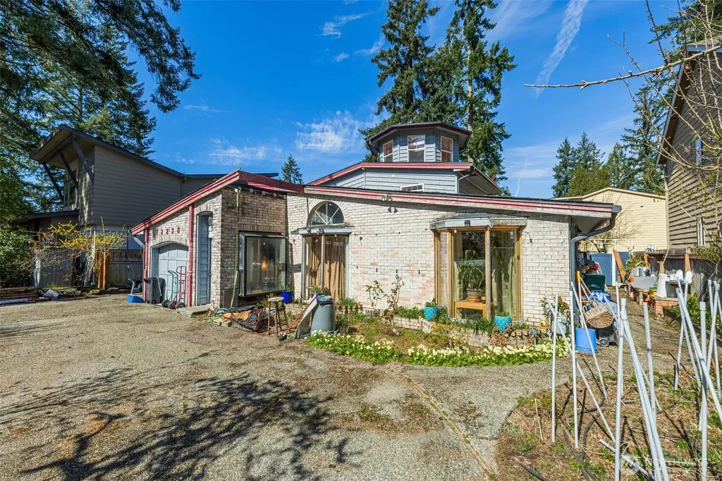 12238 NE 70th Street Kirkland WA 98033