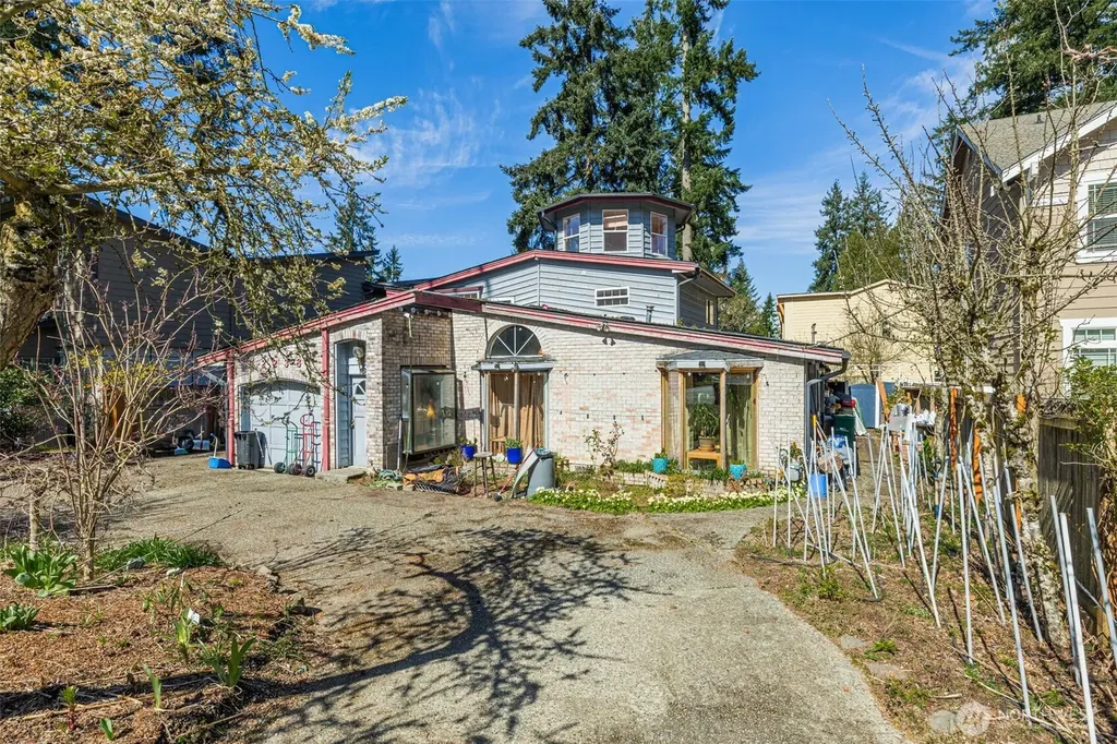 12238 NE 70th Street Kirkland WA 98033