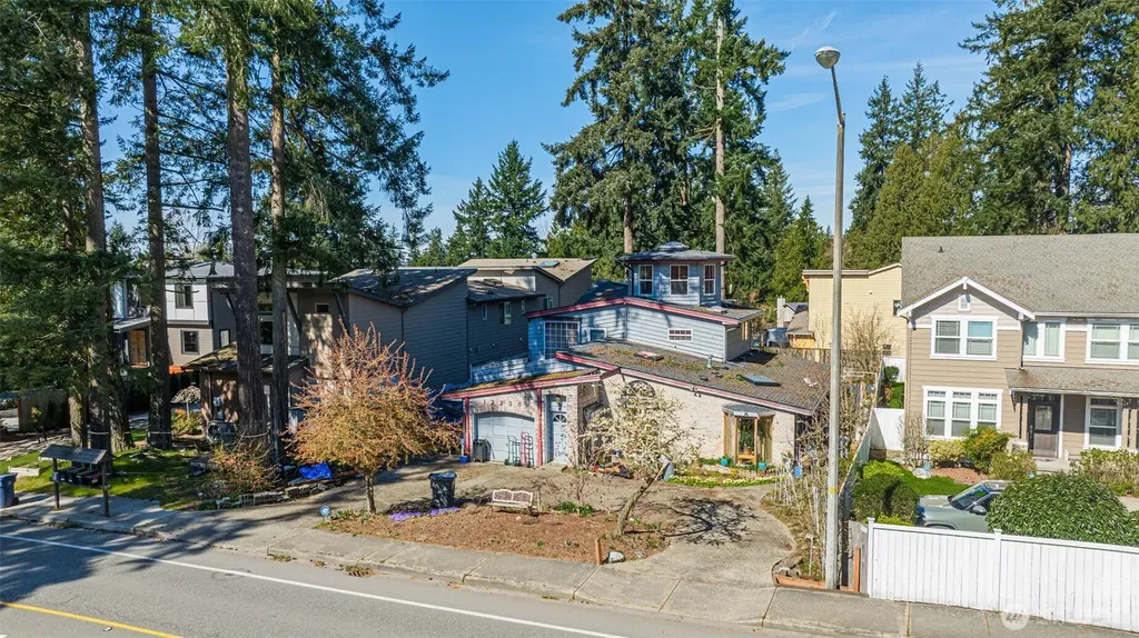12238 NE 70th Street Kirkland WA 98033