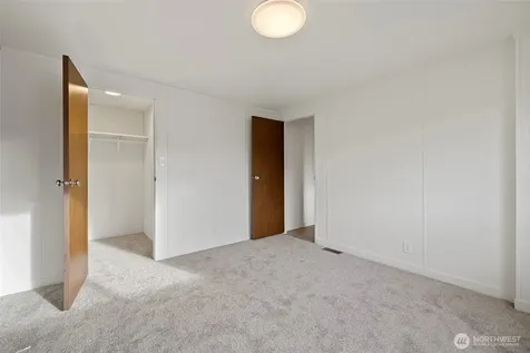 2725 E Fir Street Mount Vernon WA 98273