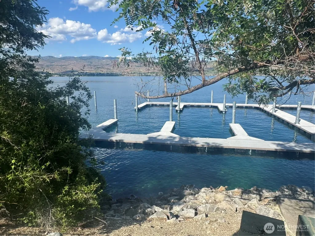 4057 Lakeview Place Chelan WA 98816