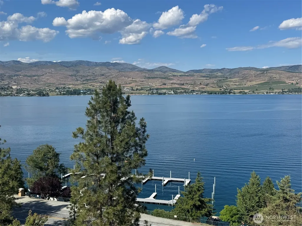 4057 Lakeview Place Chelan WA 98816
