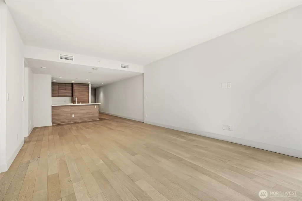 583 Battery Street Seattle WA 98121