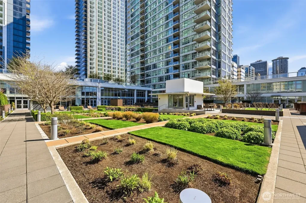 583 Battery Street Seattle WA 98121