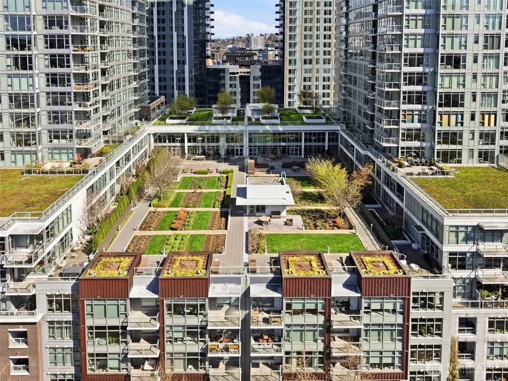 583 Battery Street Seattle WA 98121