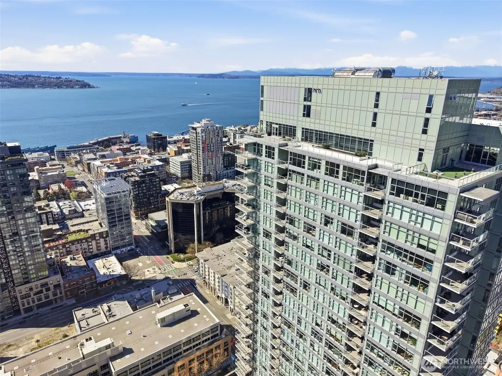 583 Battery Street Seattle WA 98121